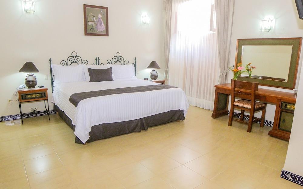 Hotel Concierge Plaza Colima Kültér fotó
