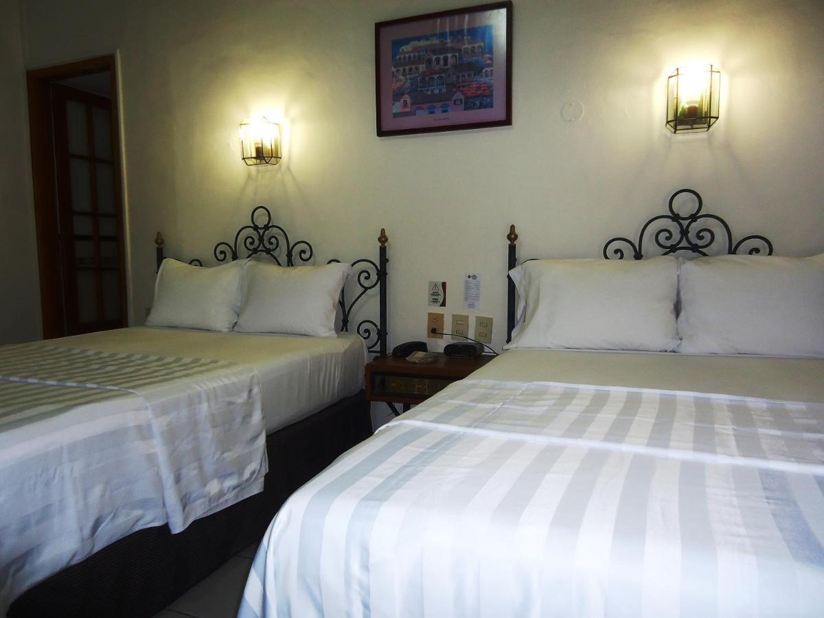 Hotel Concierge Plaza Colima Kültér fotó