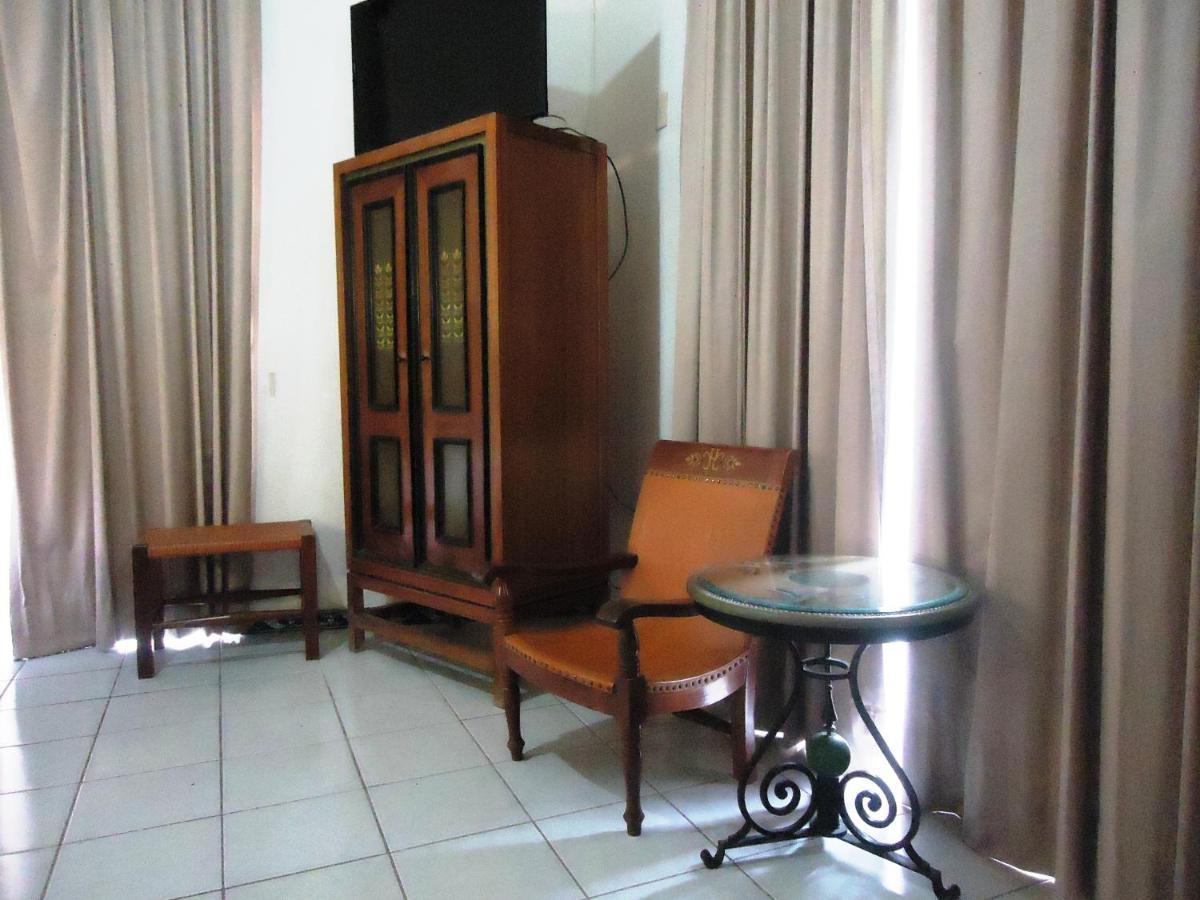 Hotel Concierge Plaza Colima Kültér fotó