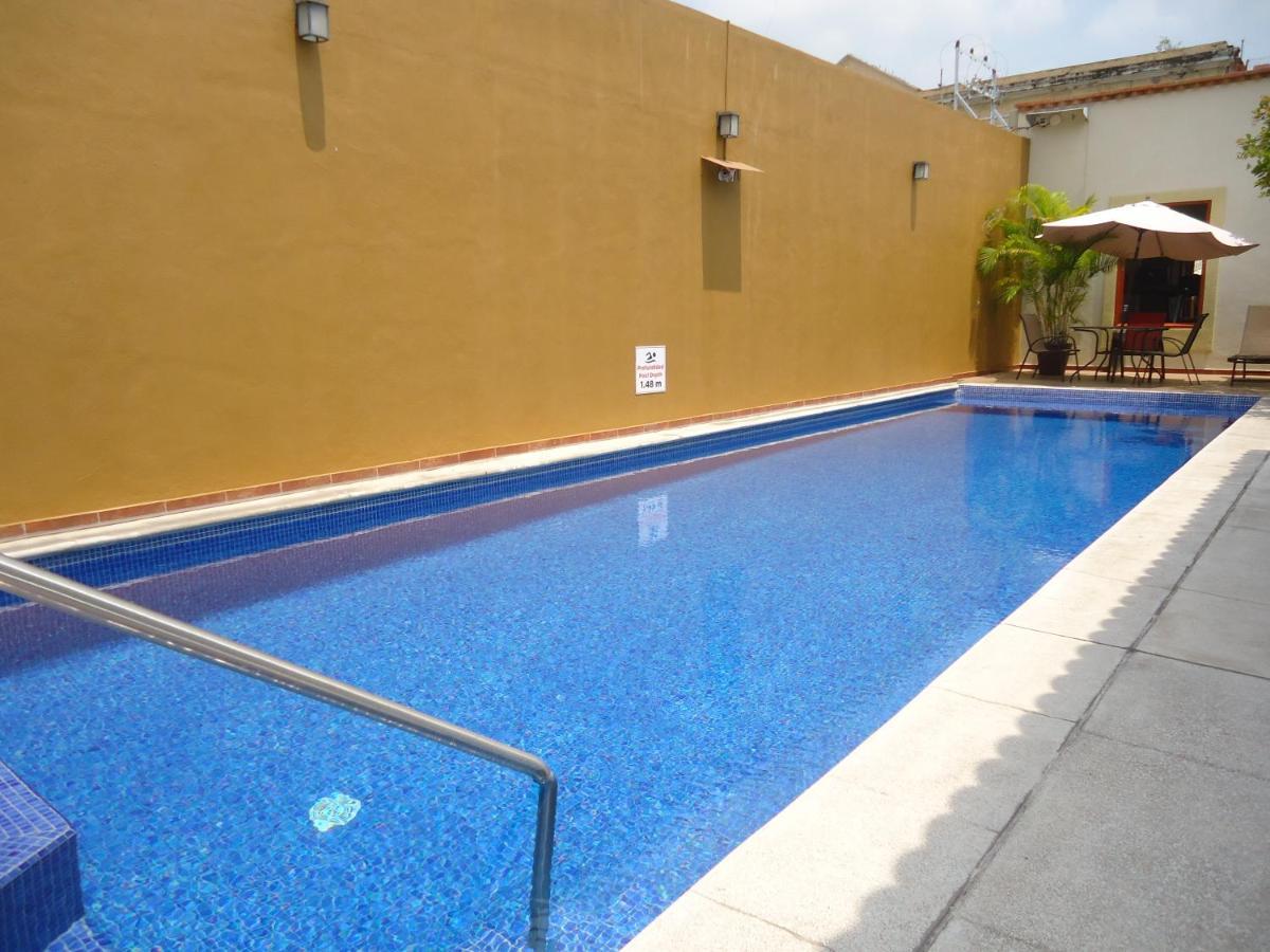 Hotel Concierge Plaza Colima Kültér fotó
