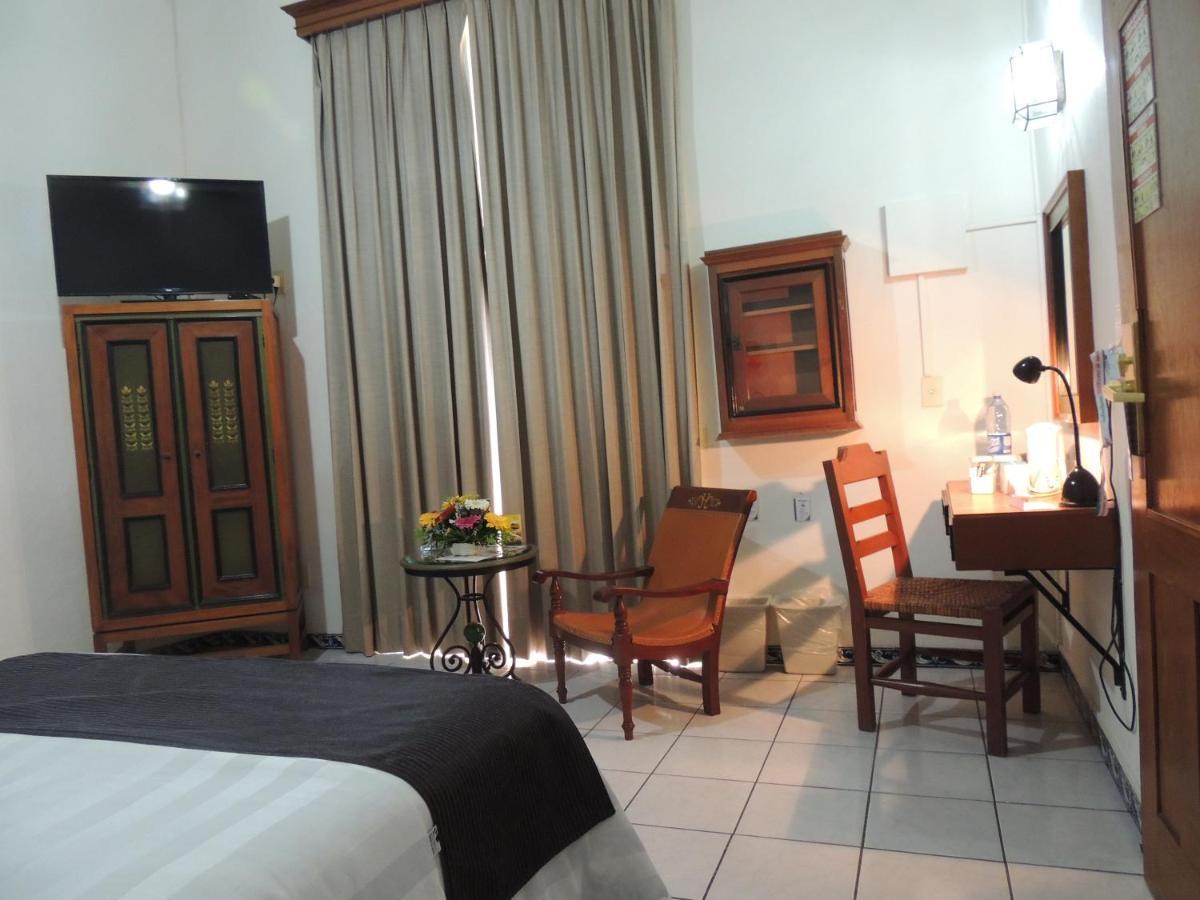 Hotel Concierge Plaza Colima Kültér fotó